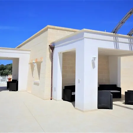 Stella Bed & Breakfast 4*